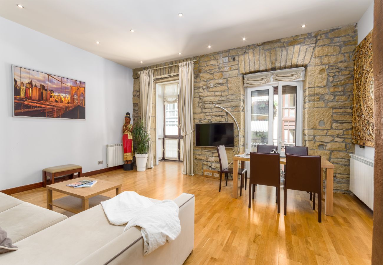 Apartment in San Sebastián - SAN MARTIN II